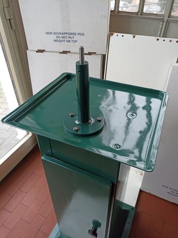 PIANTONE LEVA FORME CON BASAMENTO PER CALZOLAIO - Foto 5