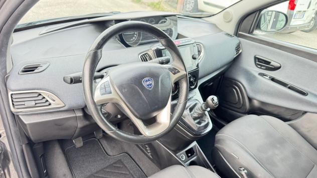 Lancia Ypsilon 1.0 FireFly 5 porte S&S Hybrid Gold - Foto 7
