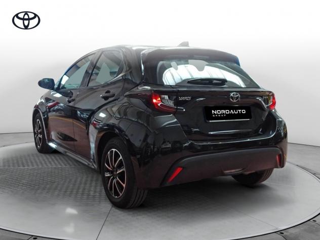 Toyota Yaris 4ª serie 1.5 Hybrid 5 porte Active - Foto 4