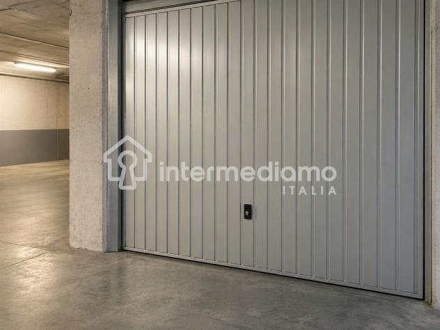 GARAGE IN AFFITTO – VILLA SAN PIETRO