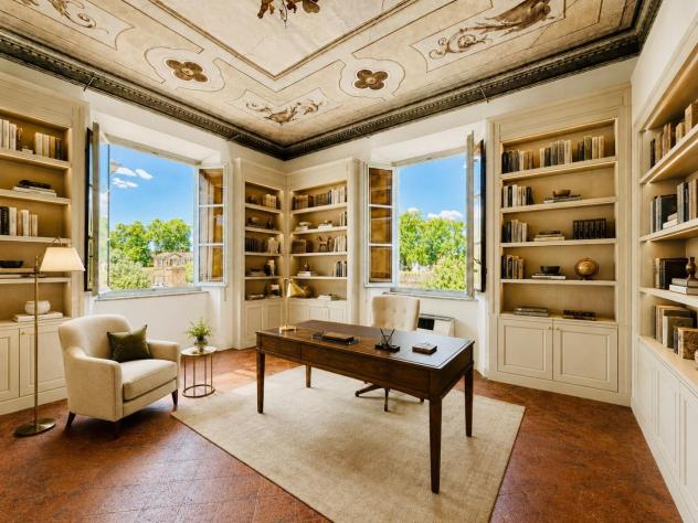 Appartamento in vendita a Lucca 180 mq Rif: 1425480
