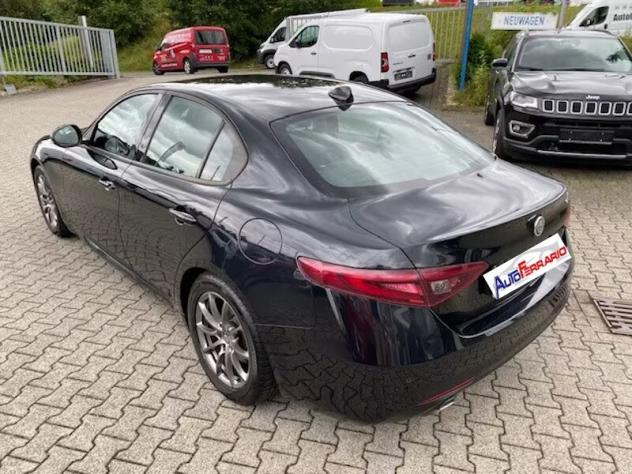 ALFA ROMEO Giulia (2016) Giulia 2.2 Turbodiesel 150 CV AT8 Business - Foto 4