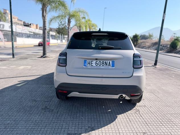 Fiat 600 Hybrid 110 CV DCT MHEV La Prima - Foto 6