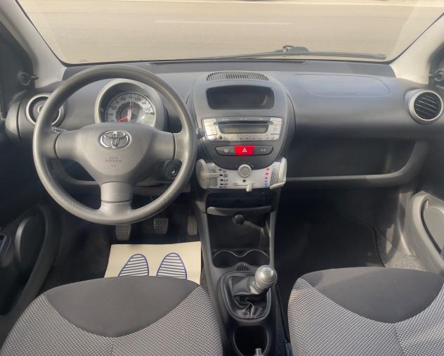 Toyota Aygo 1.0 12V VVT-i 5 porte Lounge Connect - Foto 10