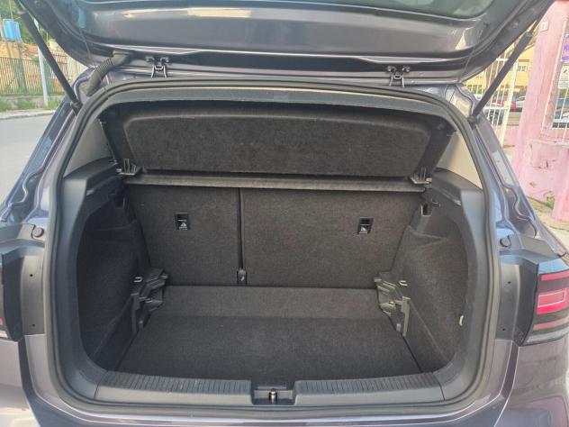 Volkswagen T-Cross 1.0 TSI 110 CV DSG Sport - Foto 9