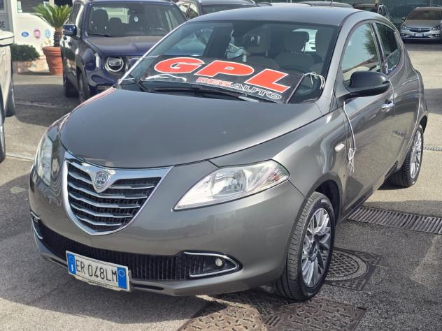 Lancia Ypsilon 1.2 GPL 69cv Ecochic Gold