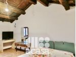 RUSTICO IN PIETRA RISTRUTTURATO SEMI INDIPENDENTE