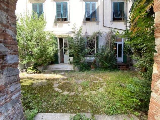 Appartamento in vendita a Lucca 300 mq Rif: 1156982 - Foto 2