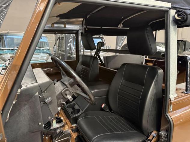 LAND ROVER Defender 90 diesel Soft-top rif. 23684879 - Foto 9