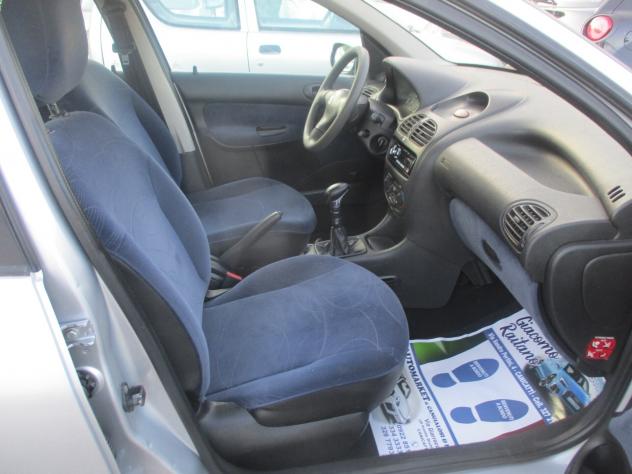 Peugeot 206 1.1 5p. 2001 - Foto 4