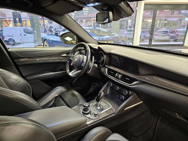 Alfa Romeo Stelvio 2.9 Bi-Turbo V6 510 CV AT8 Quadrifoglio - Foto 8