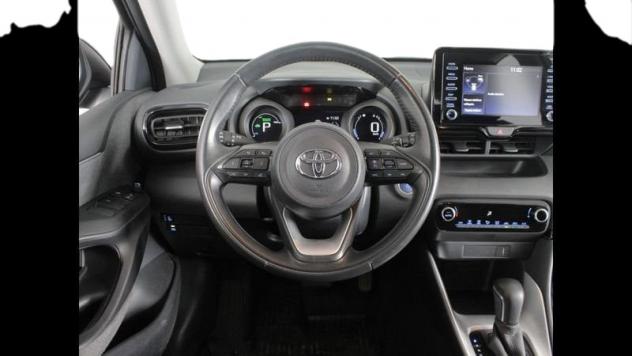 Toyota Yaris Hybrid Trend MY22 - Foto 7