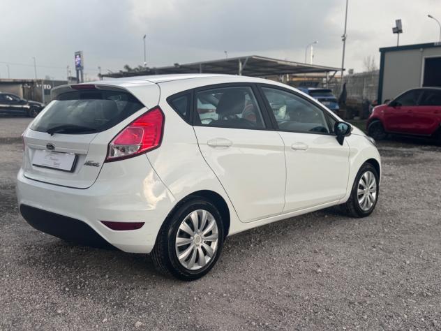 Ford Fiesta 1.5 TDCi 75CV 5 porte Titanium - Foto 4