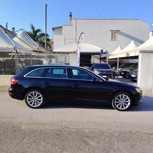 AUDI A4 Avant 2.0 TDI 150 CV S tronic Business Sport rif. 24226338 - Foto 2