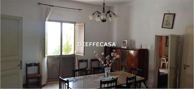 V2620 - In vendita casa indipendente con magazzino e terreno in periferia - Foto 7