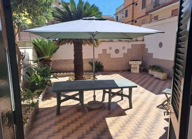 POMEZIA BILOCALE ARREDATO CON GIARDINO PRIVATO - Foto 7