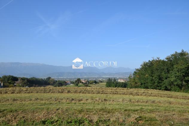 RUSTICO di 3 vani e di 130 mq (VOLPAGO DEL MONTELLO) rif. AR98_1
