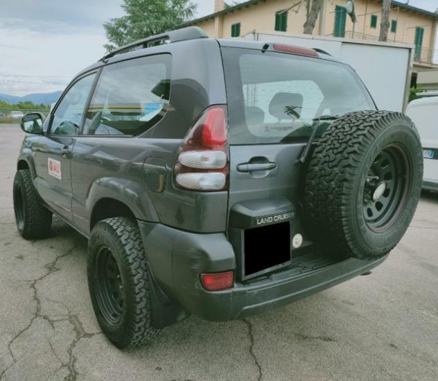 TOYOTA Land Cruiser 3.0 D-4D 16V cat 3 porte rif. 22617363 - Foto 5