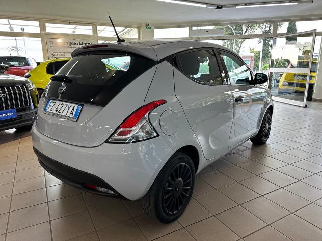 Lancia Ypsilon 3ª serie 1.2 69 CV 5 porte GPL Ecochic Silver - Foto 5