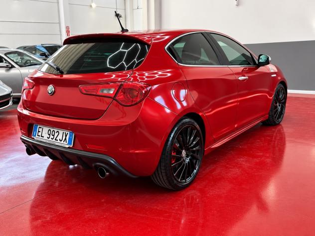 Alfa Romeo Giulietta 1750 TBi Quadrifoglio Verde - Foto 9