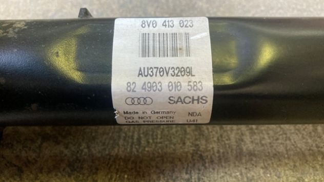 Ammortizzatori anteriori Audi A3 8V 1.6TDI del 2013 (8V0413023) - Foto 3