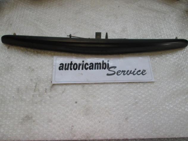 00008726P4 MODANATURA ESTERNA CON PULSANTE APERTURA COFANO PORTELLO POSTERIORE BAULE CITROEN C3 1.1 B 44KW 5M 5P (2007) RICAMBIO USATO 00008742N9