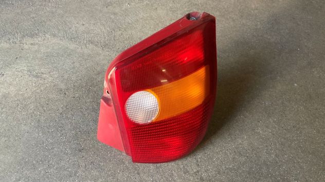 Fanale posteriore DX Fiat Palio berlina del 2000 (46537830) - Foto 3