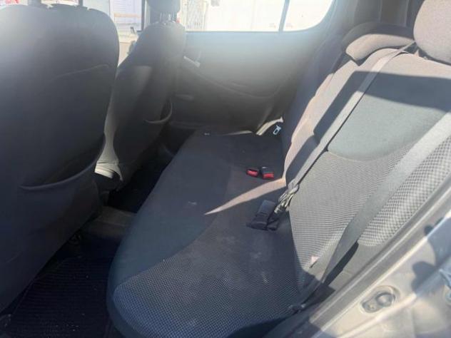 TOYOTA Yaris 1.3i 16V cat 5p Sol senza nessun lavoro da fare rif. 24072570 - Foto 4