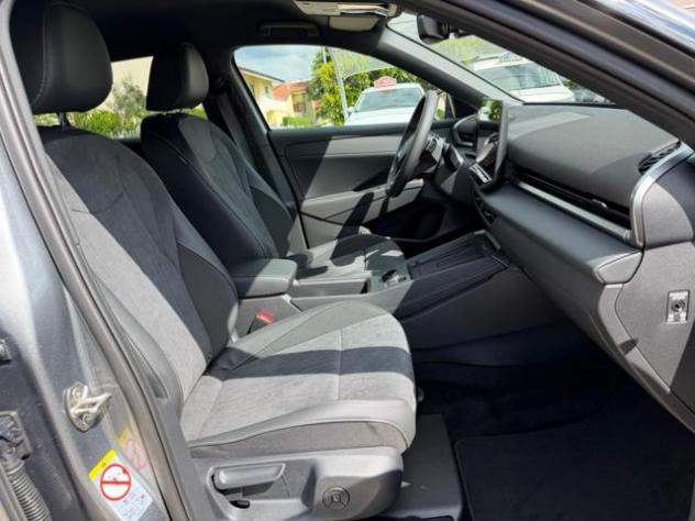VOLKSWAGEN T-Roc 1.5 eTSI ACT DSG Style OK NEOPATENTATI rif. 24036556 - Foto 6
