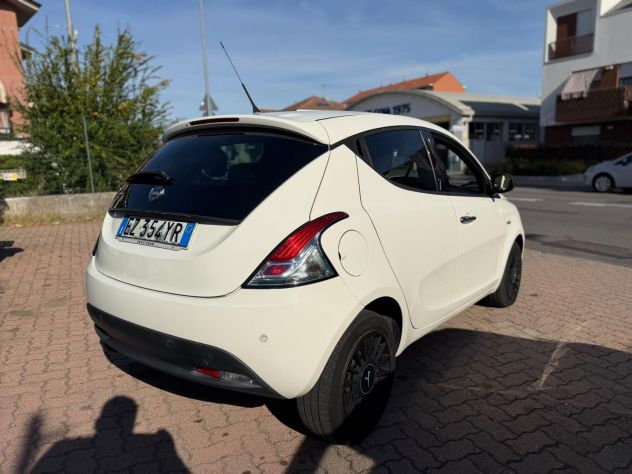 LANCIA YPSILON 3A SERIE anno 2015 - Foto 2