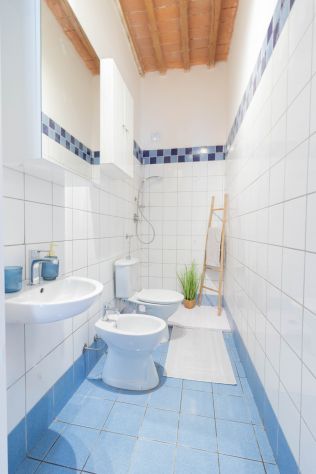 BILOCALE RISTRUTTURATO AL PIANO TERRA, OTTIMO INVESTIMENTO - Foto 9