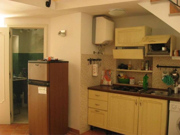 A000249 - monolocale arredato / porta napoli - Foto 4