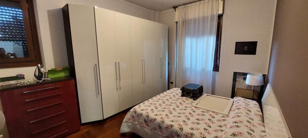MONZA - Ampio trilocale in affitto con giardino e taverna - Foto 11