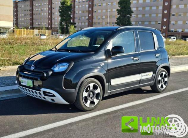 FIAT Pandina Cross 1.0 FireFly 70 CV Hybrid