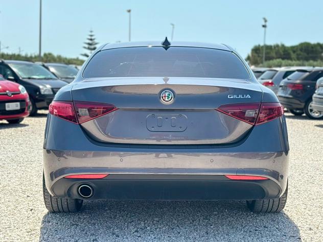 Alfa Romeo Giulia 2.2 Turbodiesel 136 CV - Foto 7