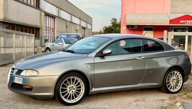 Alfa Romeo GT 1.9 JTDM 150CV 16V Distinctive - Foto 6