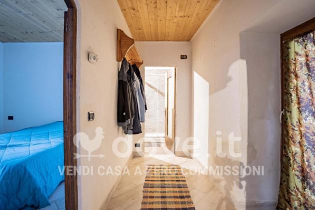 Casa indipendente di 315 m² con 5 locali in vendita a Cuvio - Foto 5