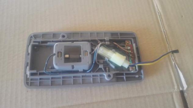 Plafoniera / luce di cortesia abitacolo Subaru Forester 1999 - Foto 2