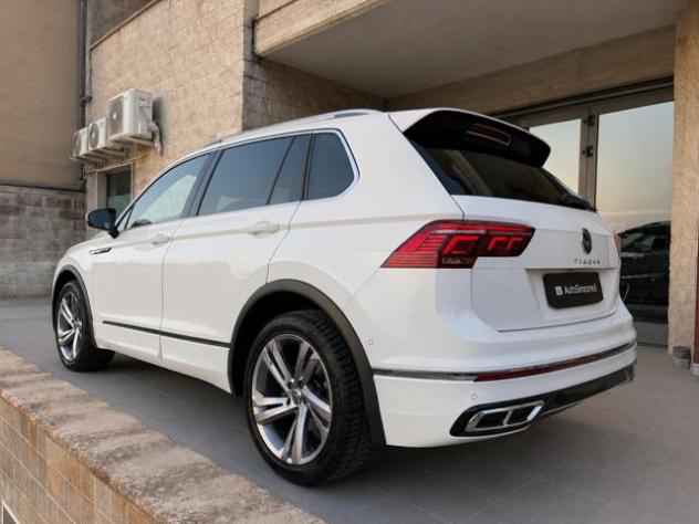 VOLKSWAGEN Tiguan 2.0 TDI 150 CV SCR DSG R-Line LUCI AMBIENTE rif. 23947271 - Foto 7