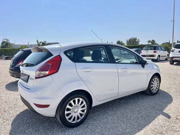 Ford Fiesta 1.5 tdci 75 cv ok neopatentati - Foto 7