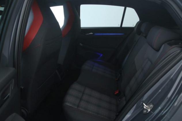 VOLKSWAGEN Golf GTI 2.0 TSI GTI DSG Black Style plus rif. 22664757 - Foto 8