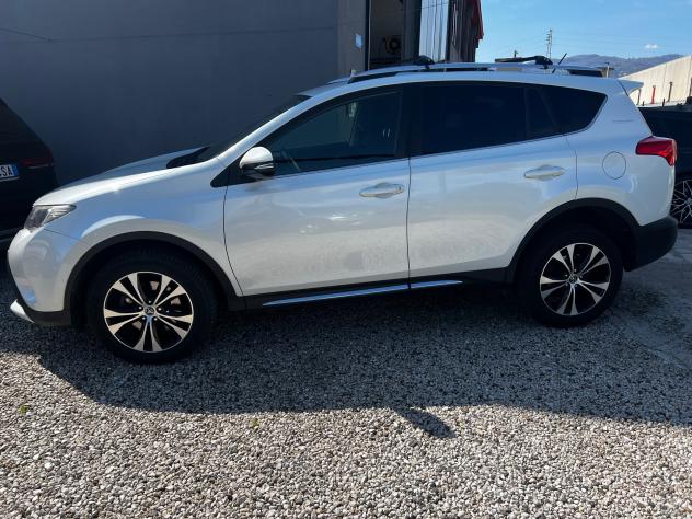 Toyota RAV 4 RAV4 2.2 D-CAT A/T 4WD Lounge White Ed. - Foto 5