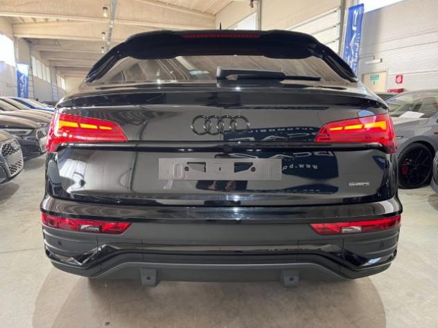 AUDI Q5 SPB Sportback 40TDI quattro S line Identity Black rif. 24088227 - Foto 6