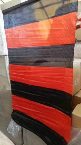 Bandiere a strisce rossonere misure 140x70 con asta da 120cm in plastica