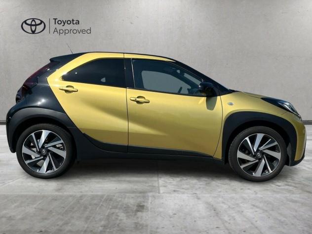 Toyota Aygo X 1.0B (72 CV) Lounge S-CVT - Foto 3