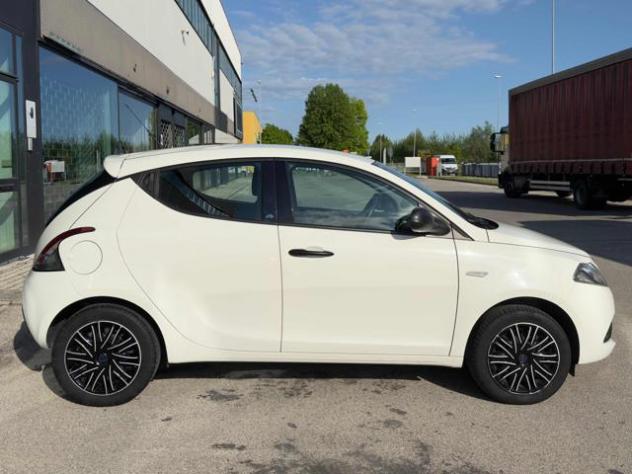 LANCIA Ypsilon 1.2 69 CV 5 porte Platinum rif. 23992034 - Foto 4