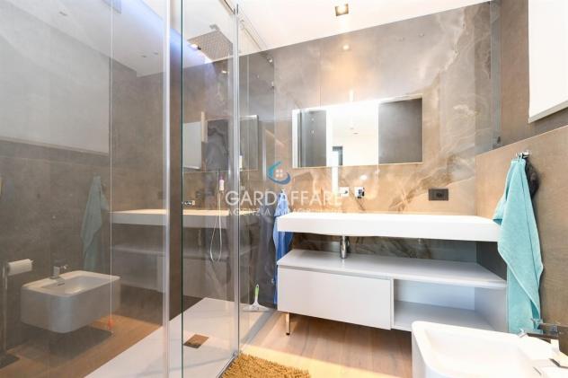 Trilocale di Lusso con giardino privato ! - Foto 12