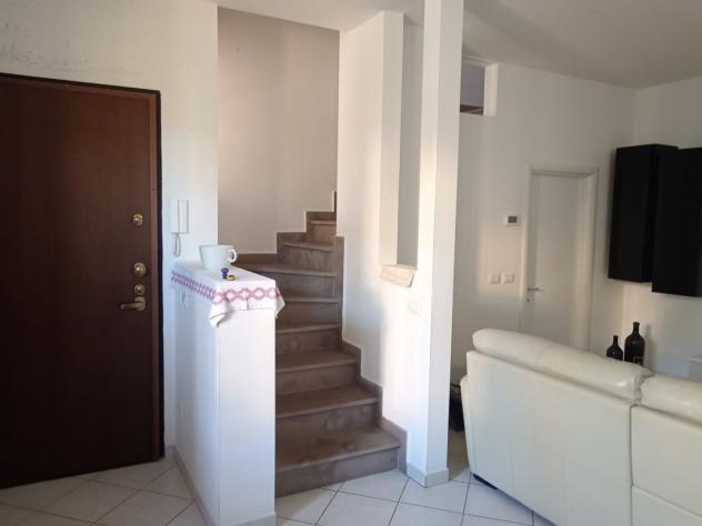 APPARTAMENTO di 6 vani e di 80 mq (FOLLONICA) rif. G21 - Foto 2