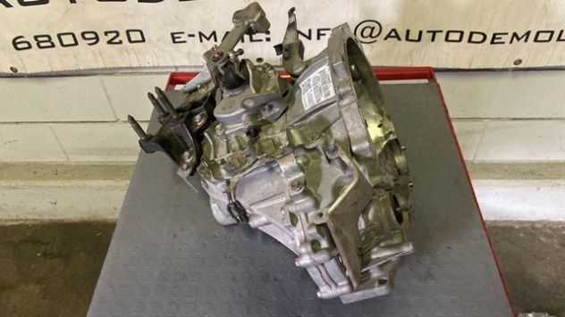 Cambio manuale Mitsubishi Space Star 1.0 del 2015 (F5MBD-1-ABZ) - Foto 4
